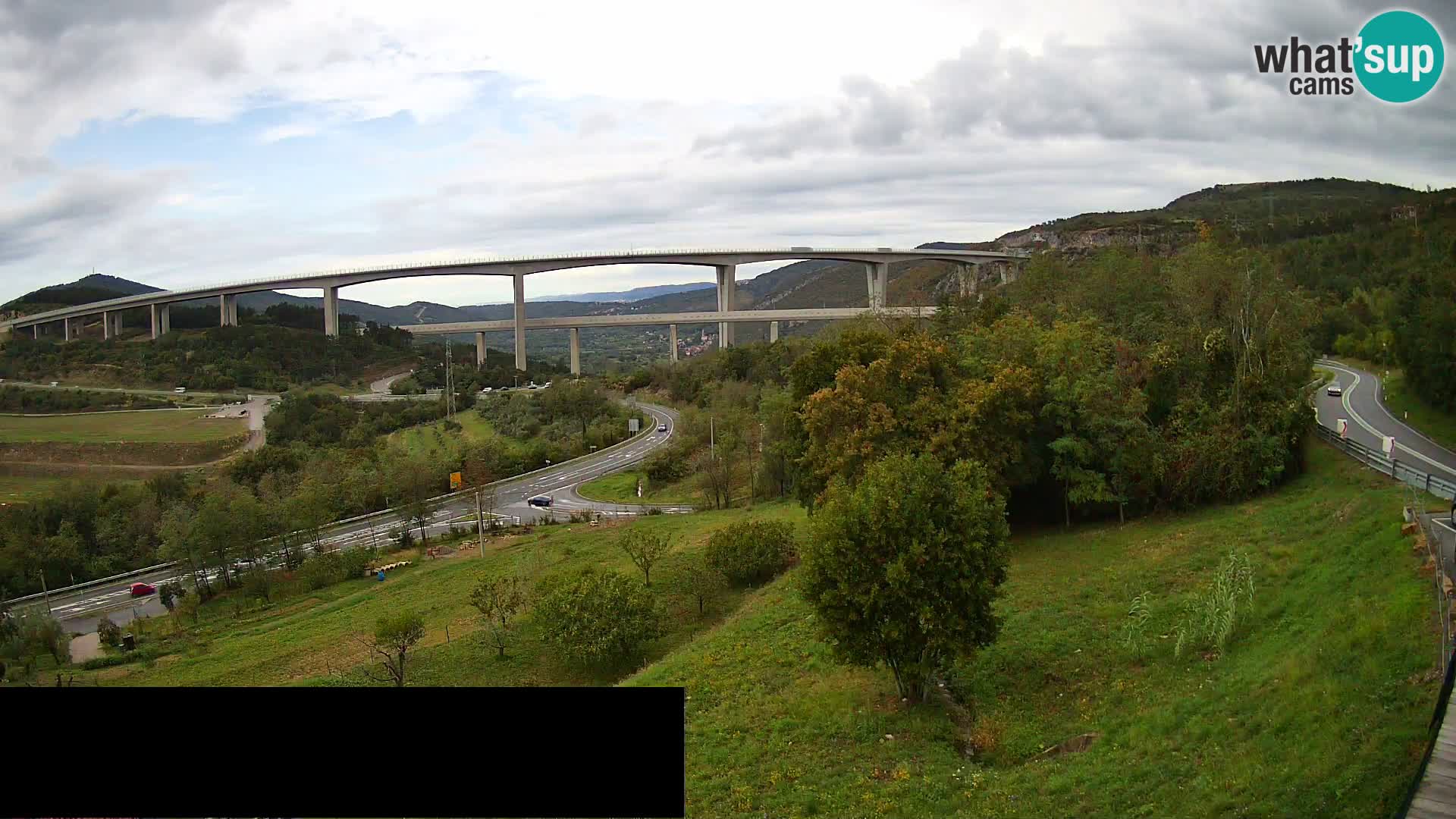 Live cam Črni Kal Viaduc – Viki Burger