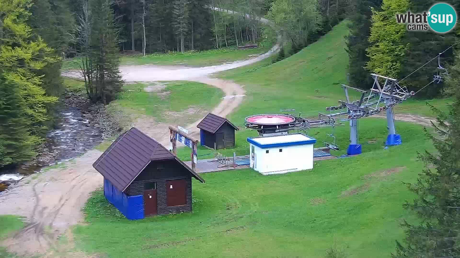 Spletna kamera Rogla apartmaji Dandi – Jurgovo
