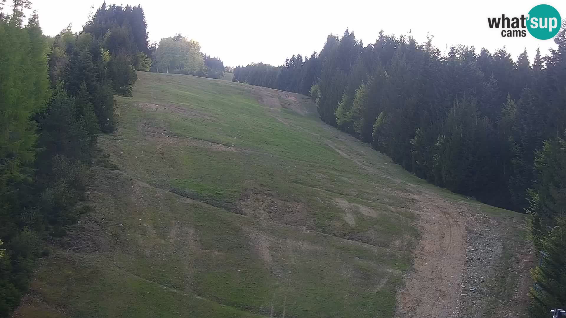 Spletna kamera Rogla apartmaji Dandi – Jurgovo