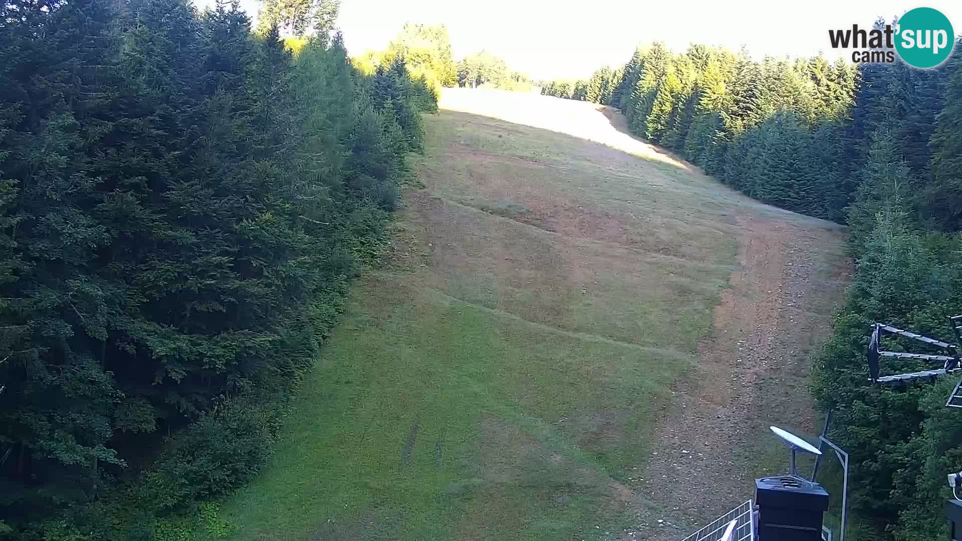 Spletna kamera Rogla apartmaji Dandi – Jurgovo