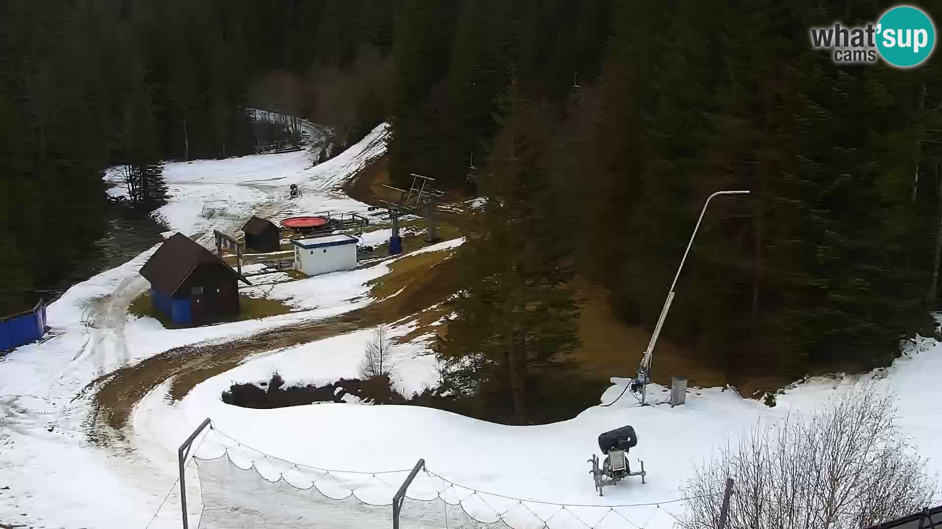 Web kamera Rogla apartmani Dandi – Jurgovo