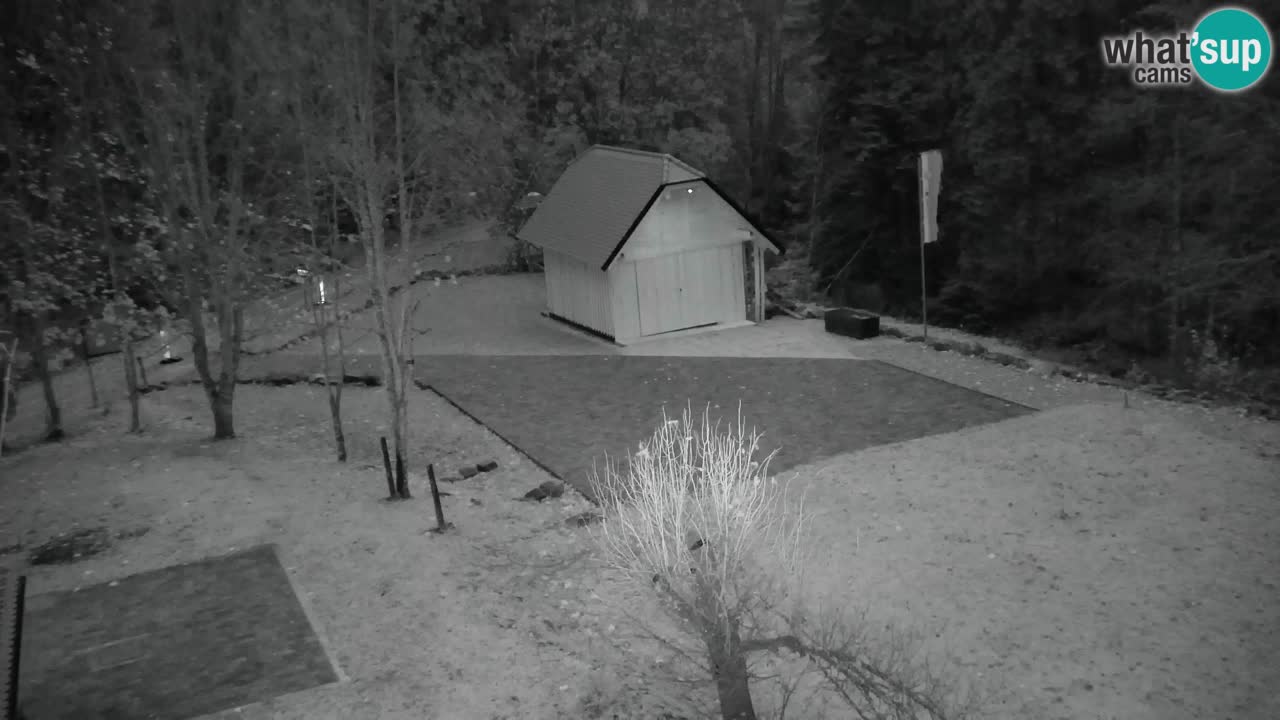 Webcam Lukanja – Pohorje houses a Water village