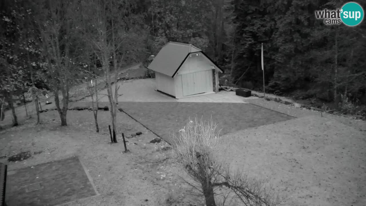Webcam Lukanja – Pohorje houses a Water village