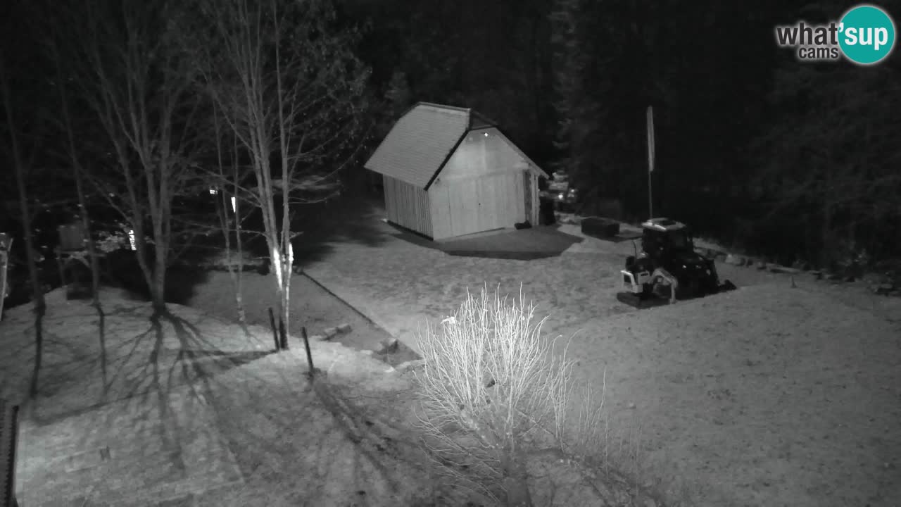 Webcam Lukanja – Pohorje houses a Water village