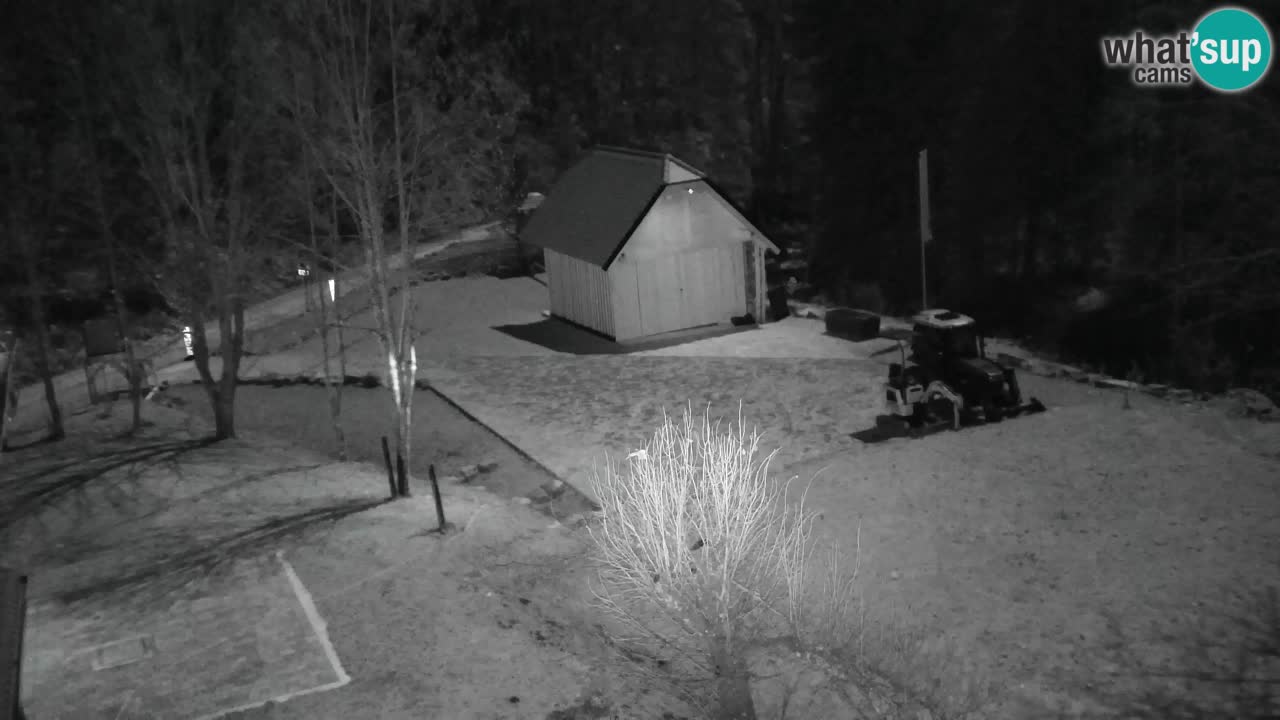 Webcam Lukanja – Pohorje houses a Water village