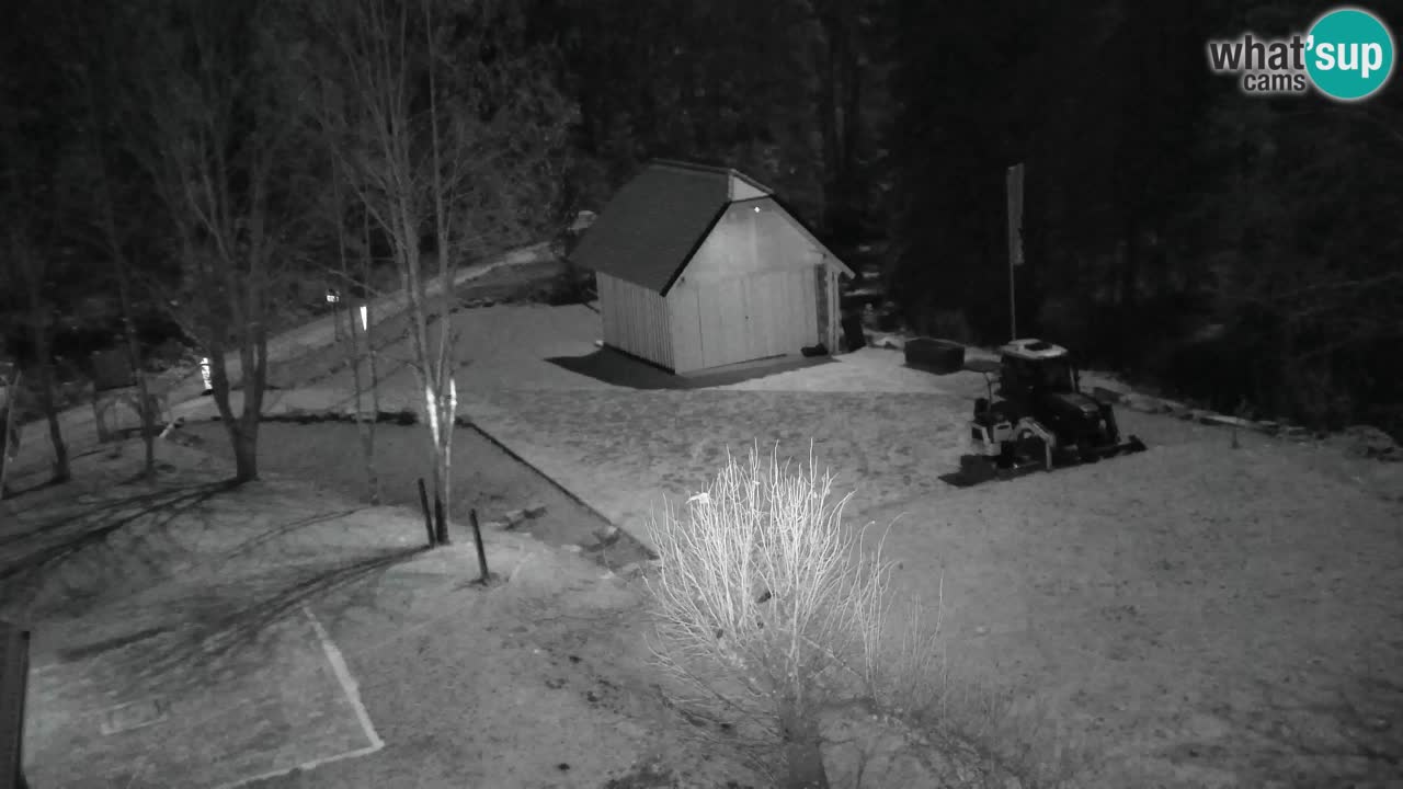 Webcam Lukanja – Pohorje houses a Water village