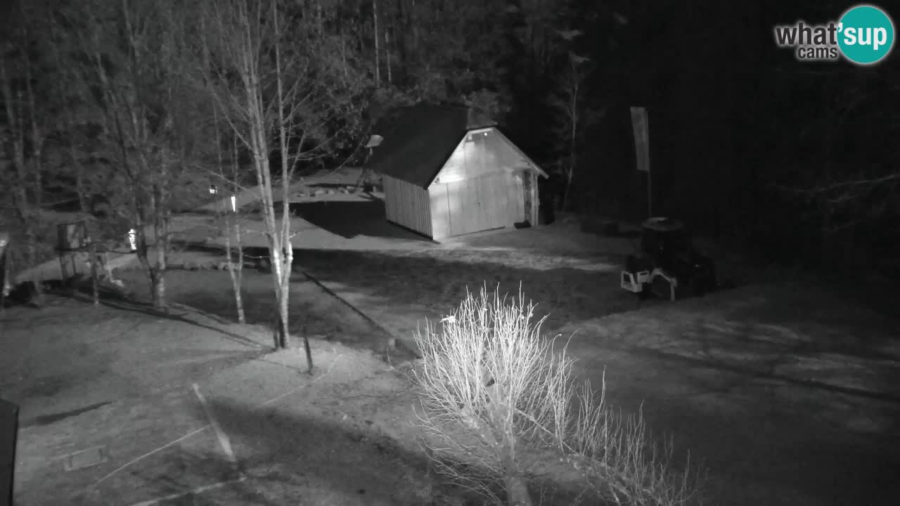 Webcam Lukanja – Pohorje houses a Water village