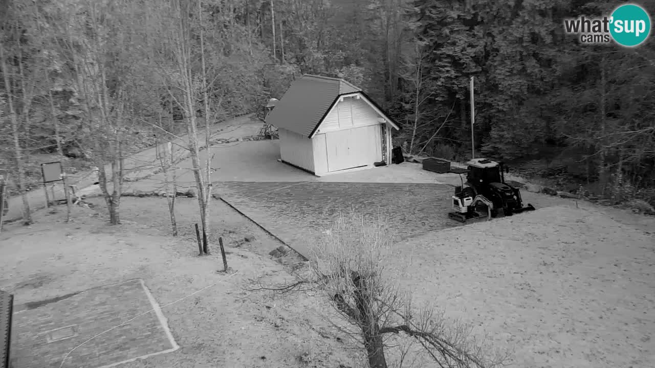 Spletna kamera Lukanja – Water Village | Pohorje Houses