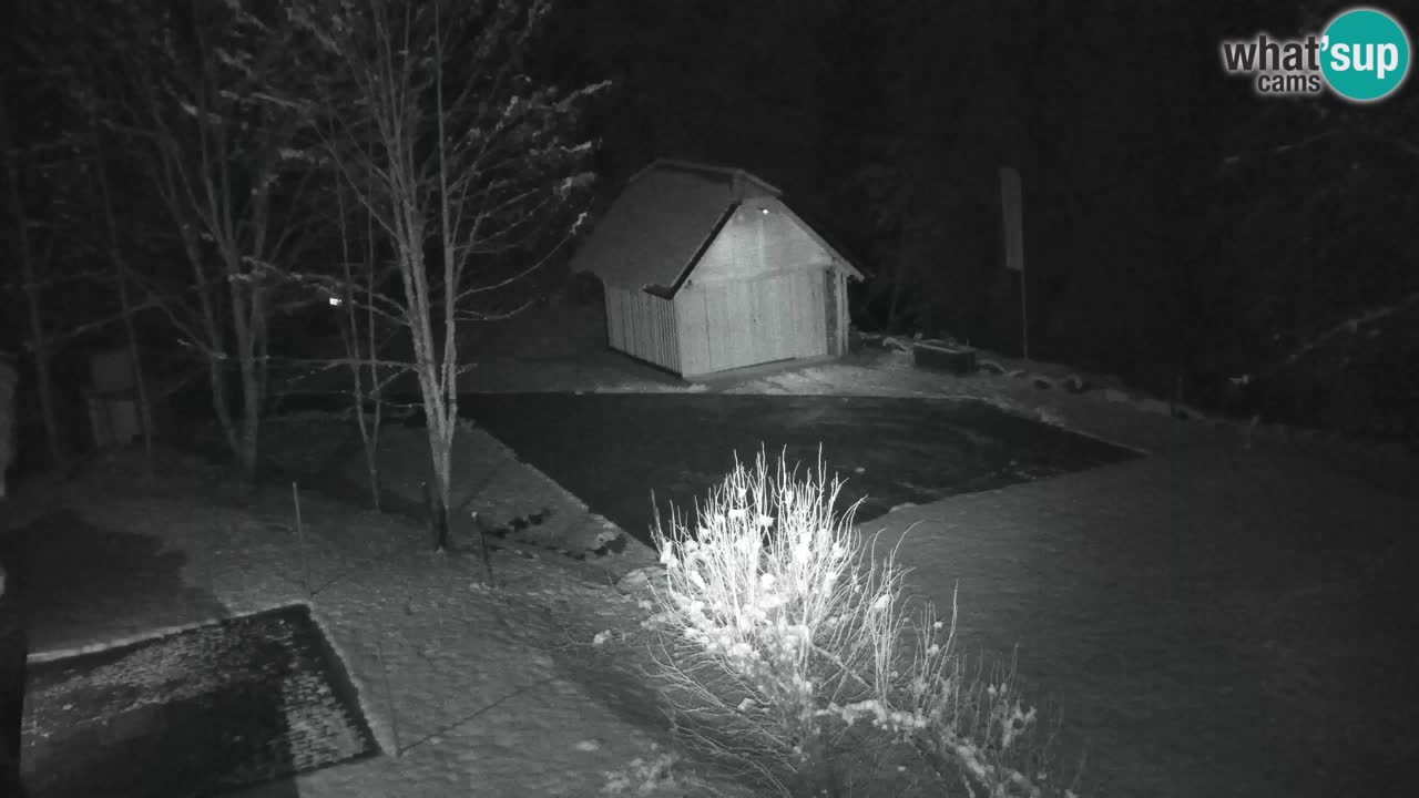 Webcam Lukanja – Pohorje houses a Water village