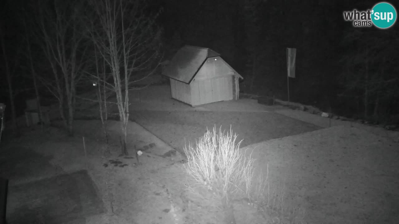 Webcam Lukanja – Pohorje houses a Water village