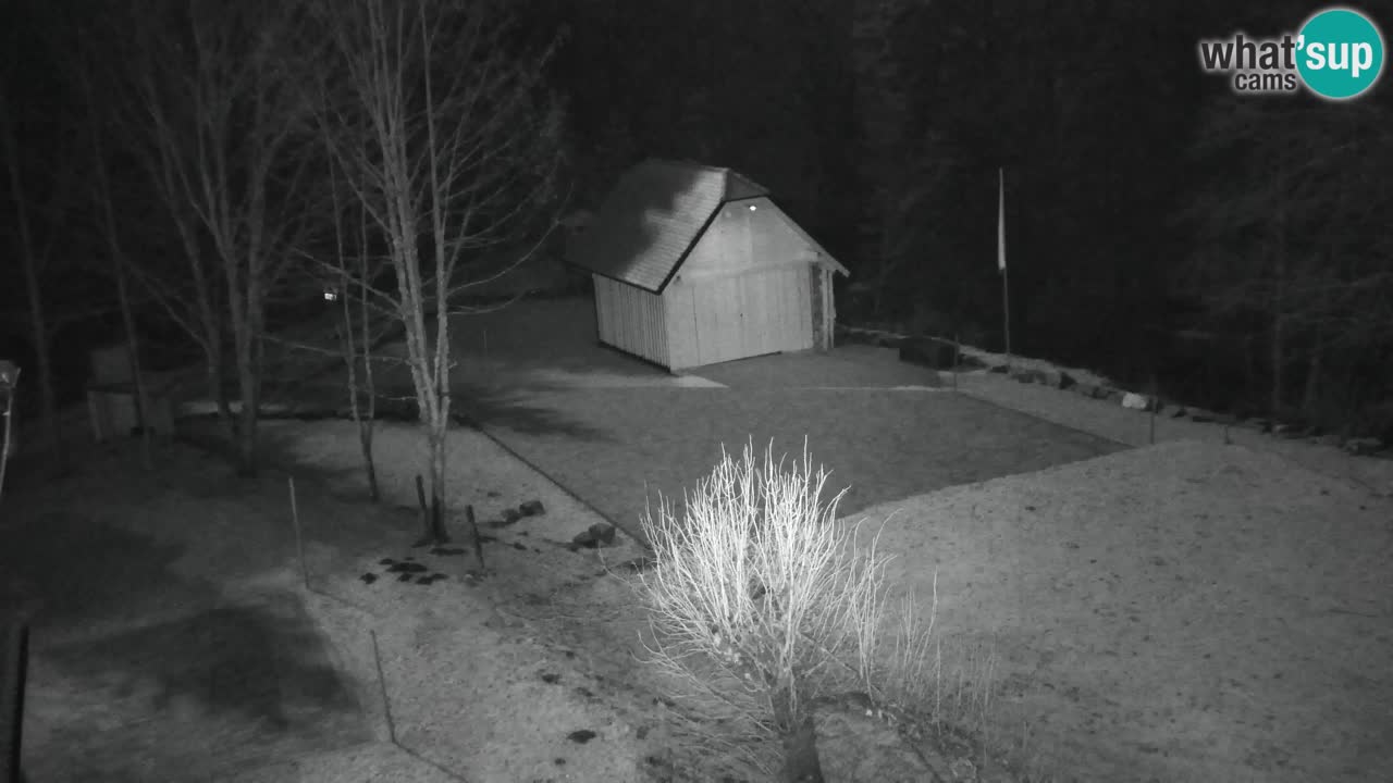 Webcam Lukanja – Pohorje houses a Water village