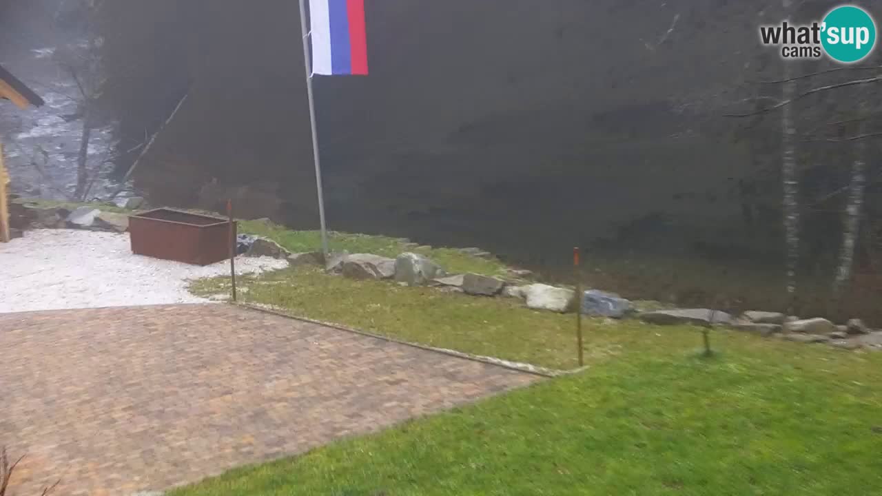 Webcam Lukanja – Pohorje houses a Water village