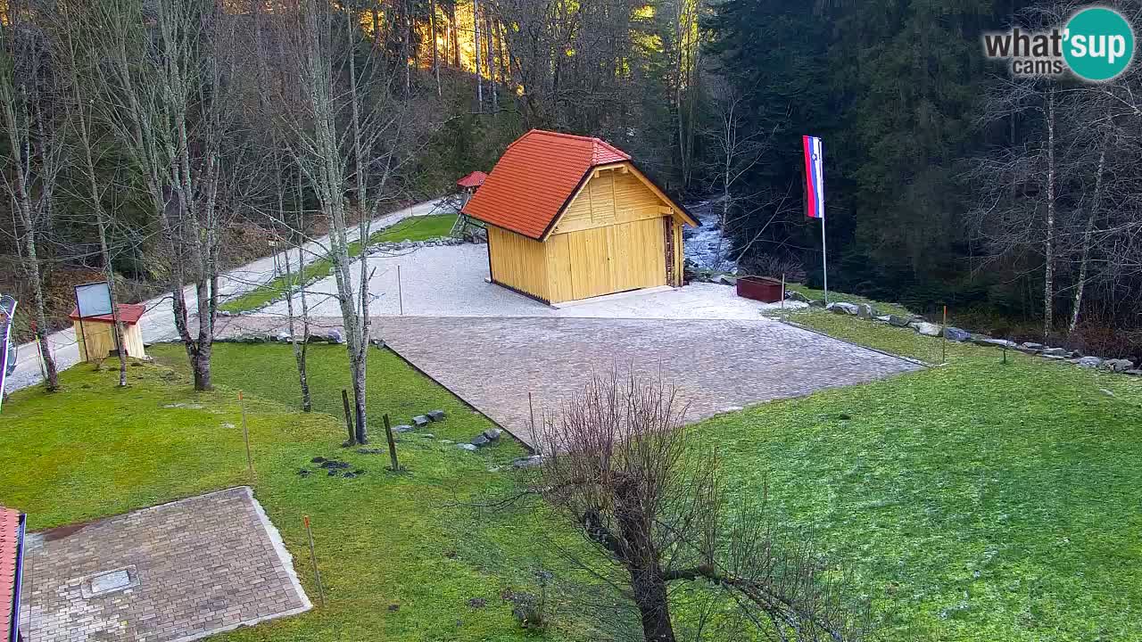 Spletna kamera Lukanja – Water Village | Pohorje Houses