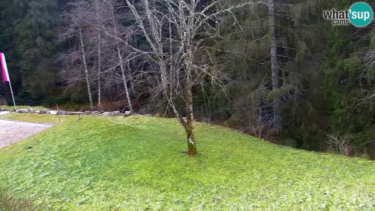 Webcam Lukanja – Pohorje houses a Water village