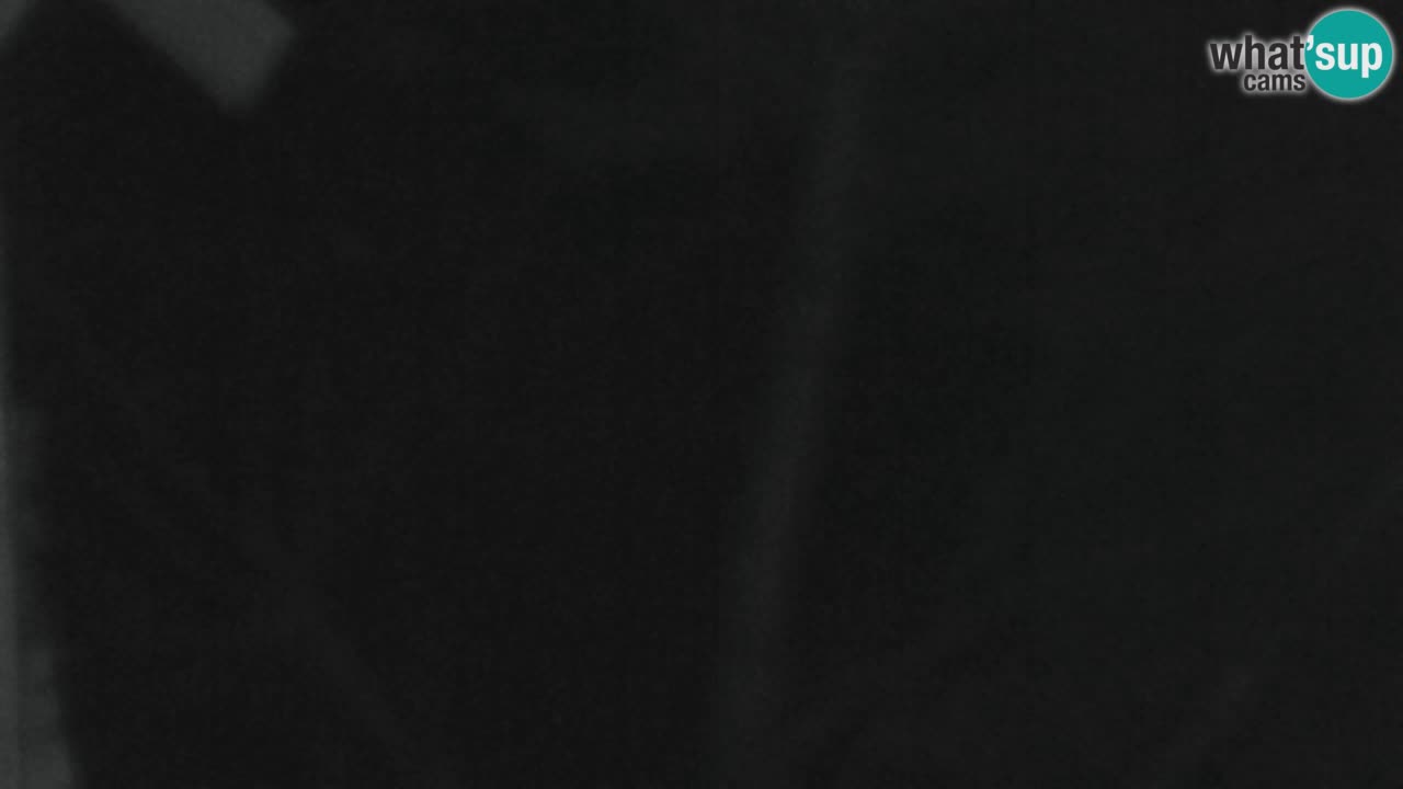 Webcam Lukanja – Pohorje houses a Water village