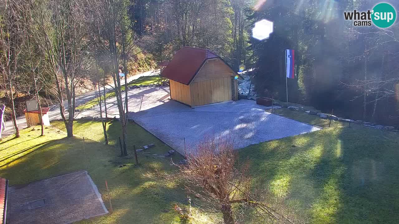 Spletna kamera Lukanja – Water Village | Pohorje Houses