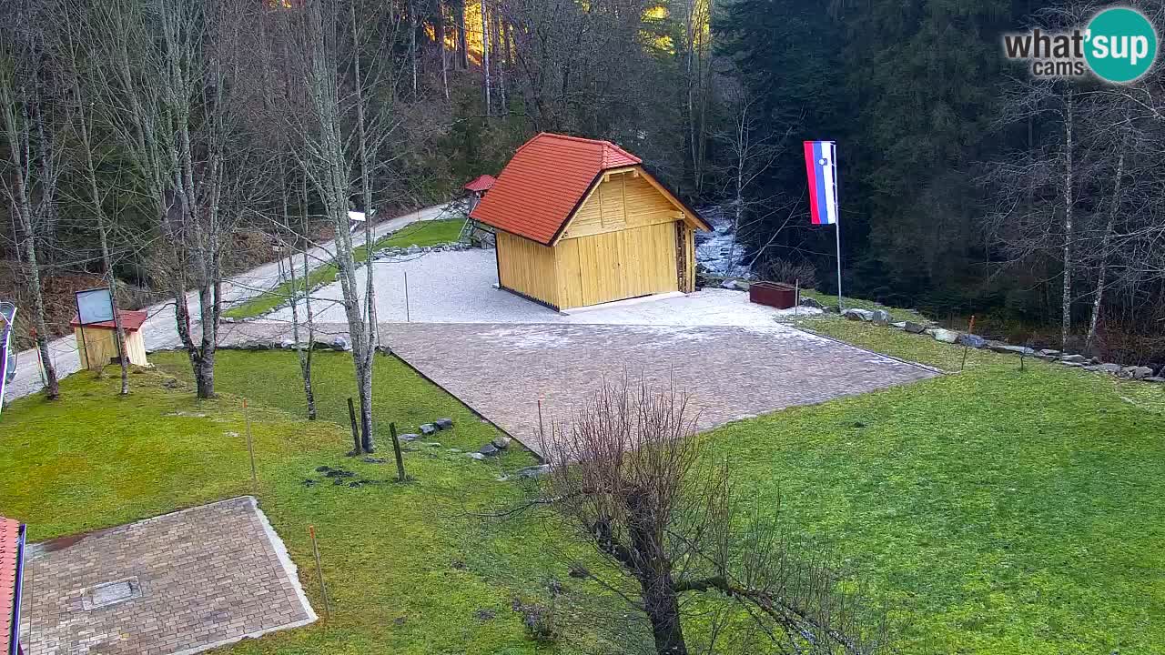 Spletna kamera Lukanja – Water Village | Pohorje Houses