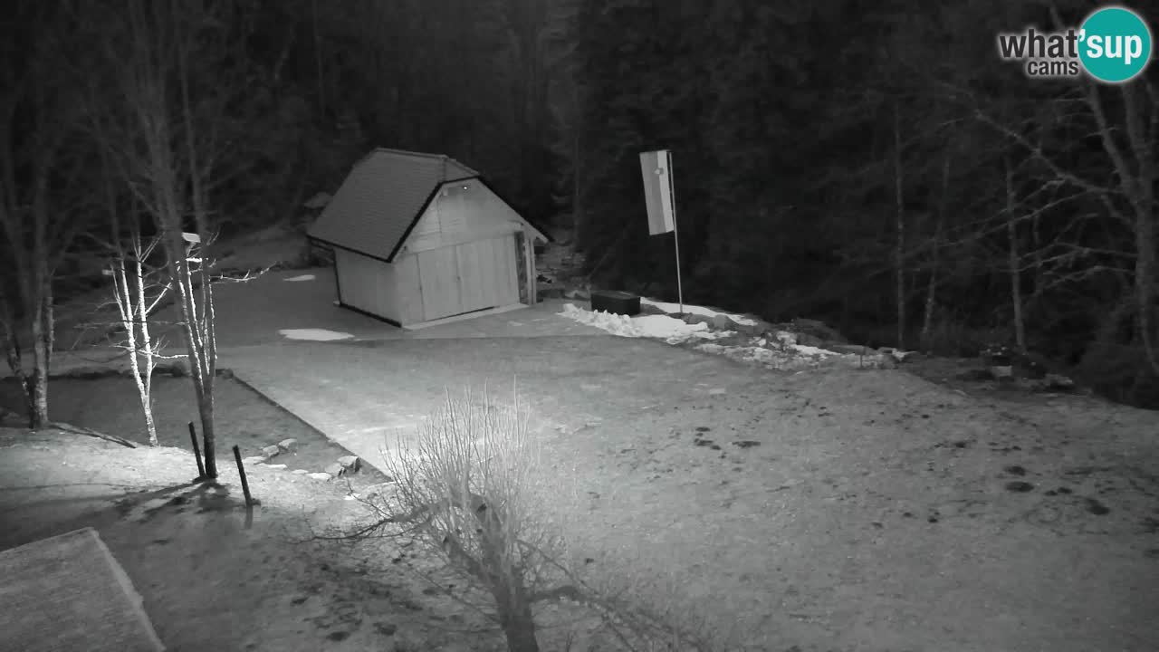 Webcam Lukanja – Pohorje houses a Water village