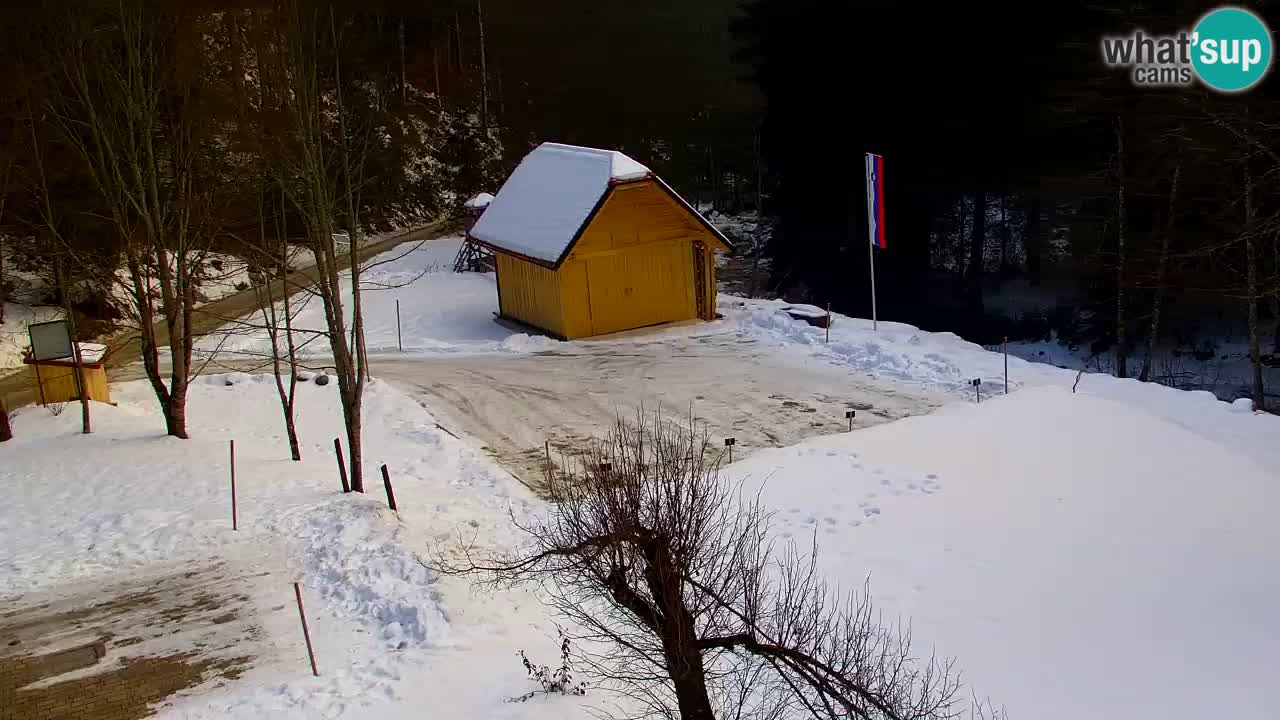 Webcam Lukanja – Pohorje houses a Water village