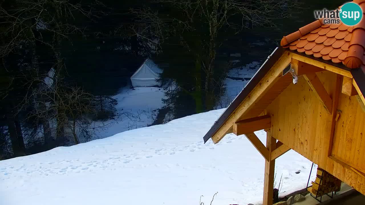 Webcam Lukanja – Pohorje houses a Water village