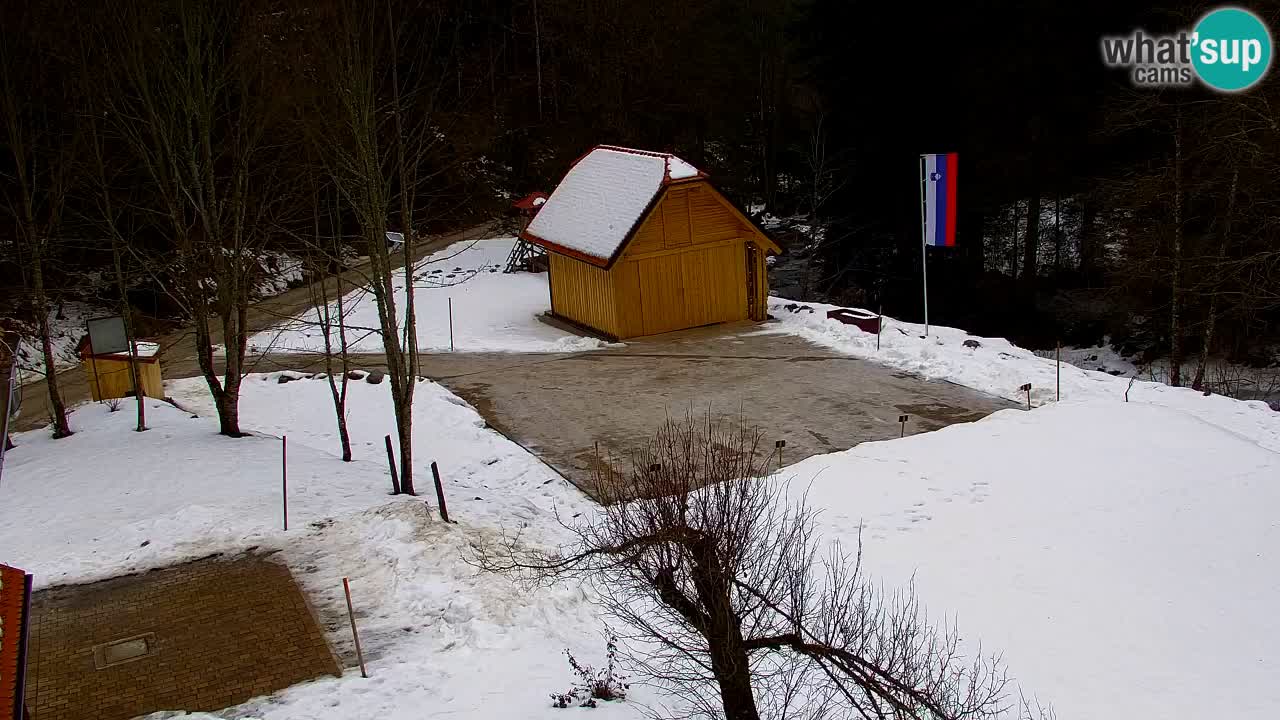 Webcam Lukanja – Pohorje houses a Water village