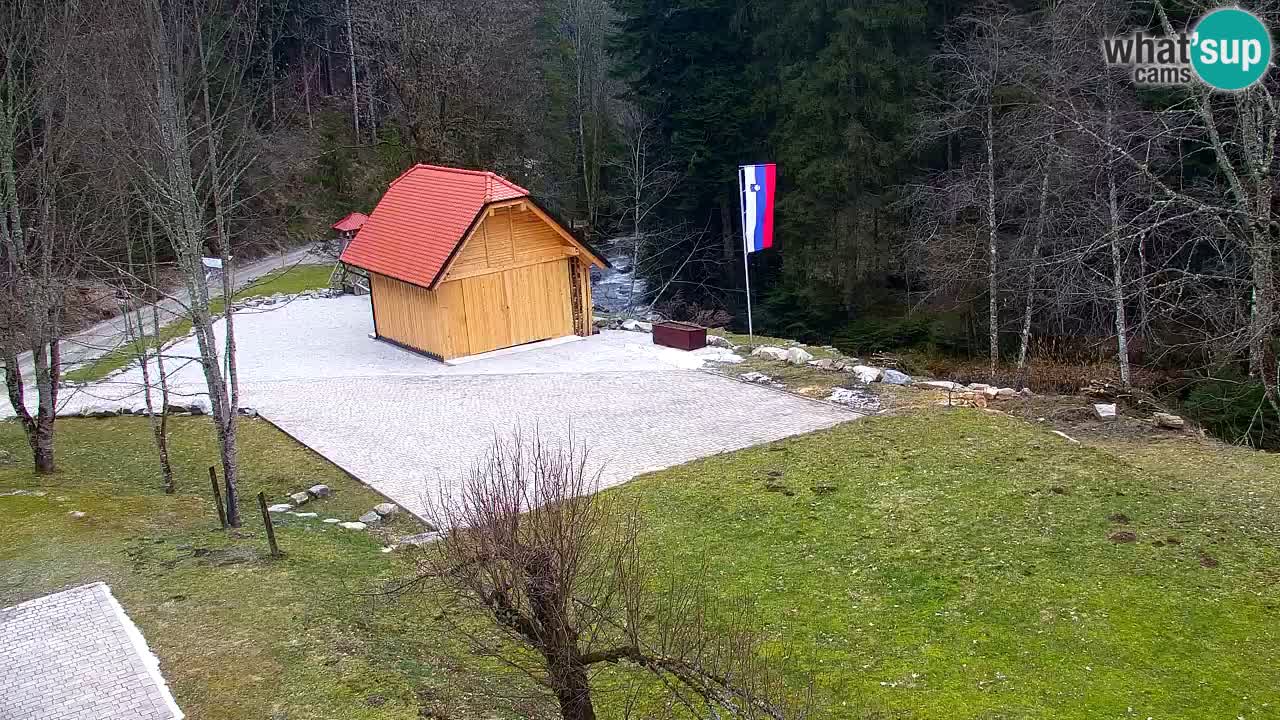 Spletna kamera Lukanja – Water Village | Pohorje Houses