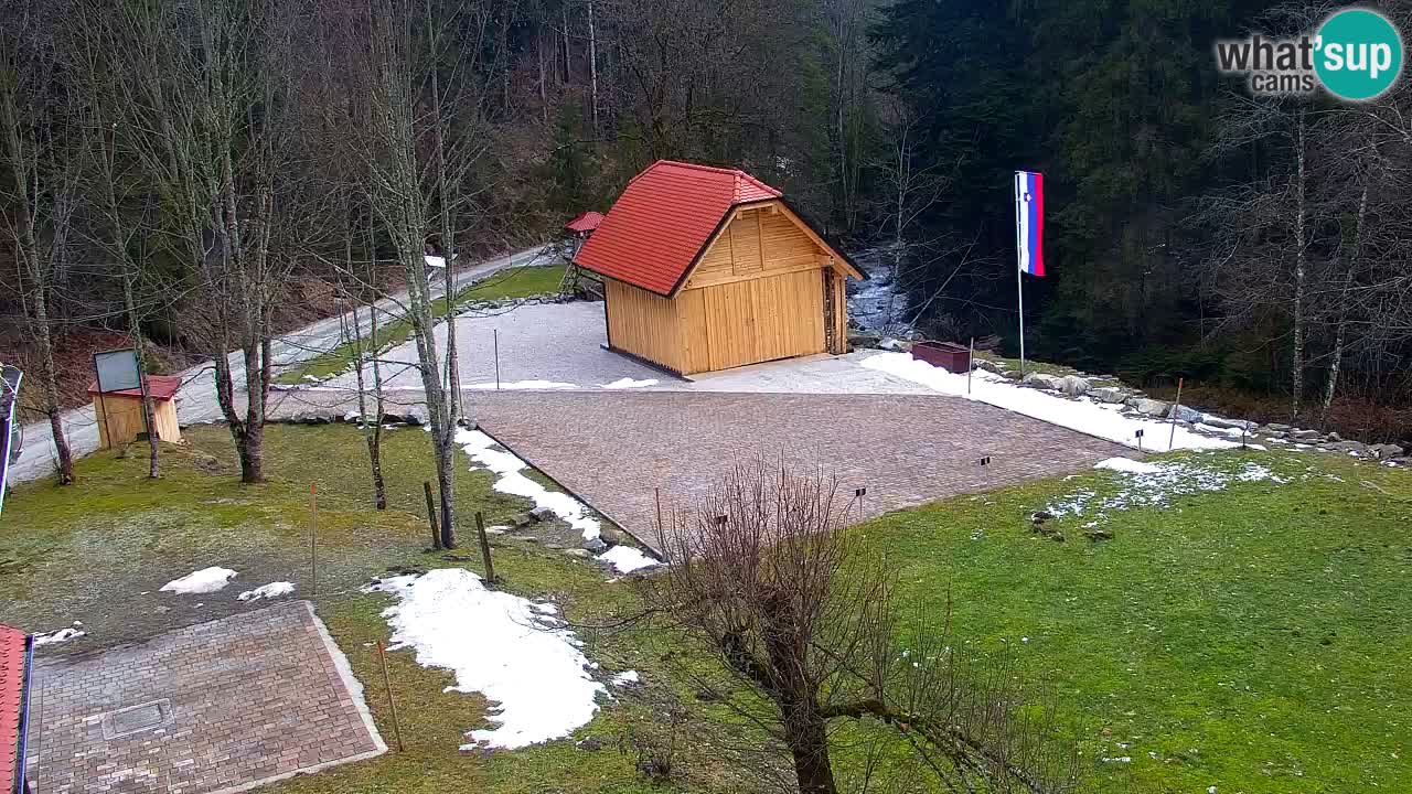 Spletna kamera Lukanja – Water Village | Pohorje Houses