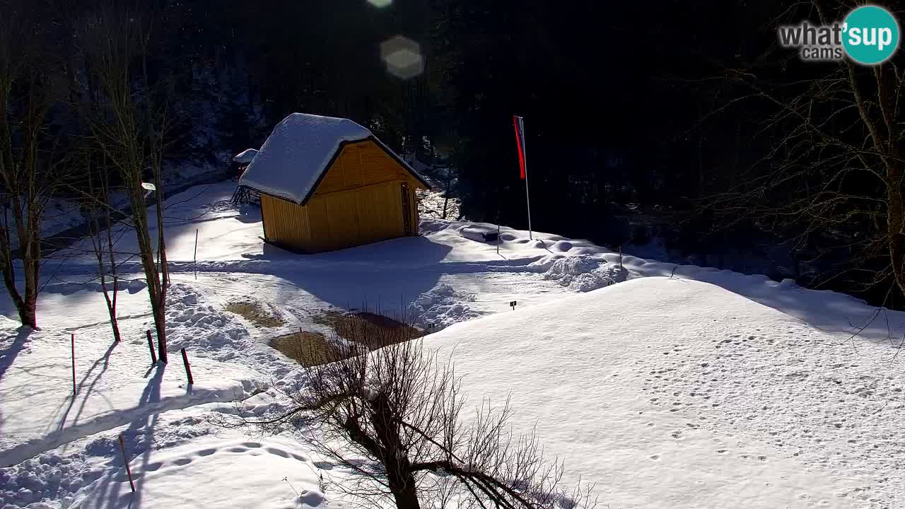 Webcam Lukanja – Pohorje houses a Water village