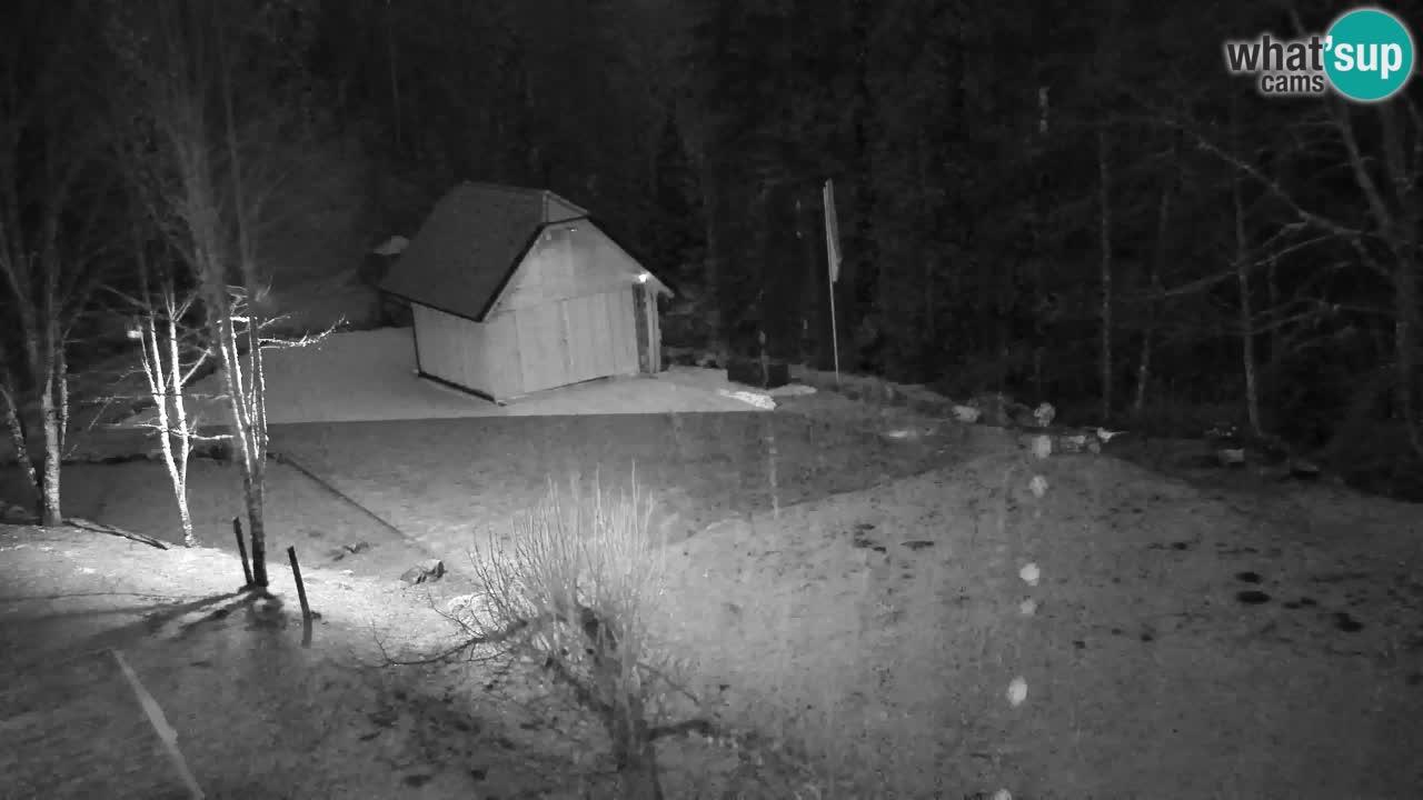 Webcam Lukanja – Pohorje houses a Water village