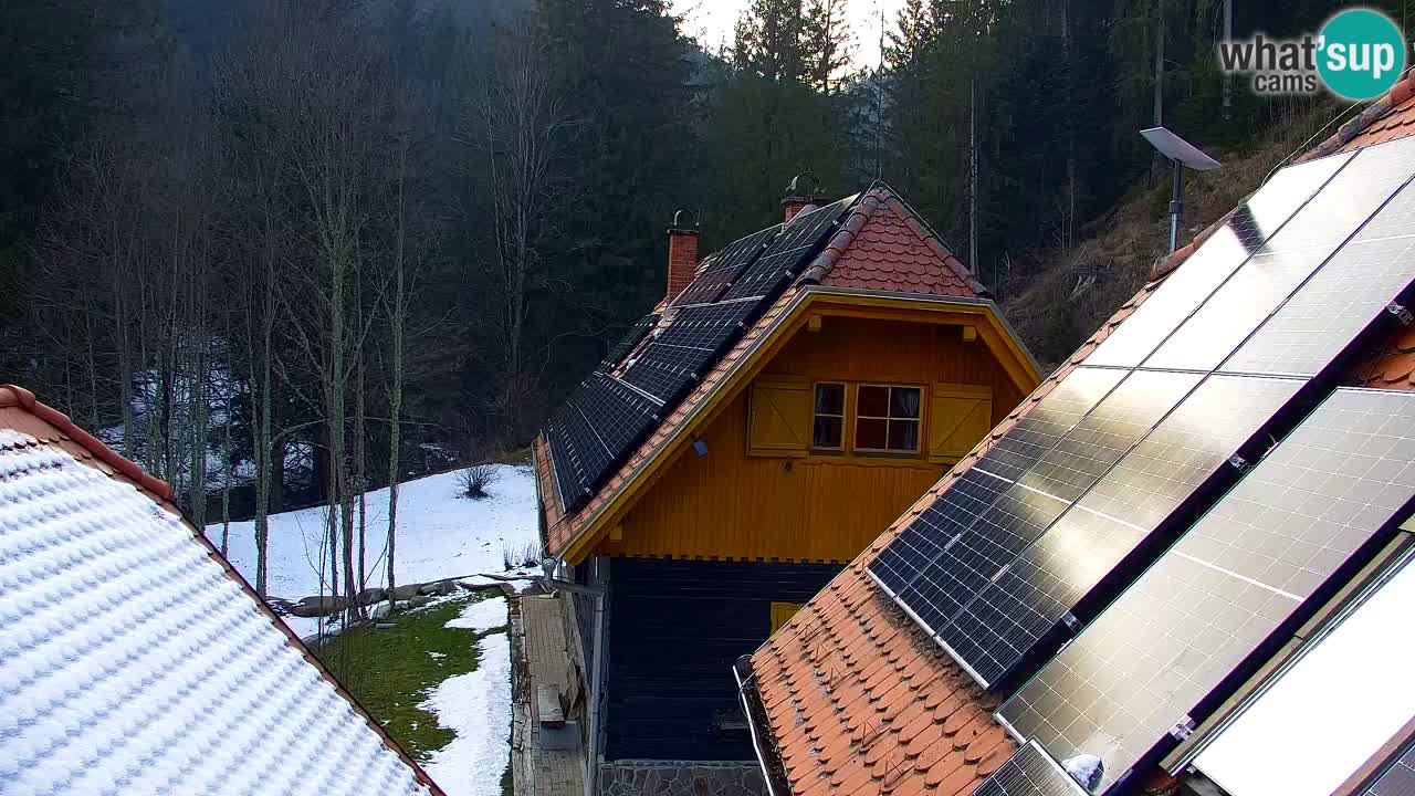 Spletna kamera Lukanja – Water Village | Pohorje Houses