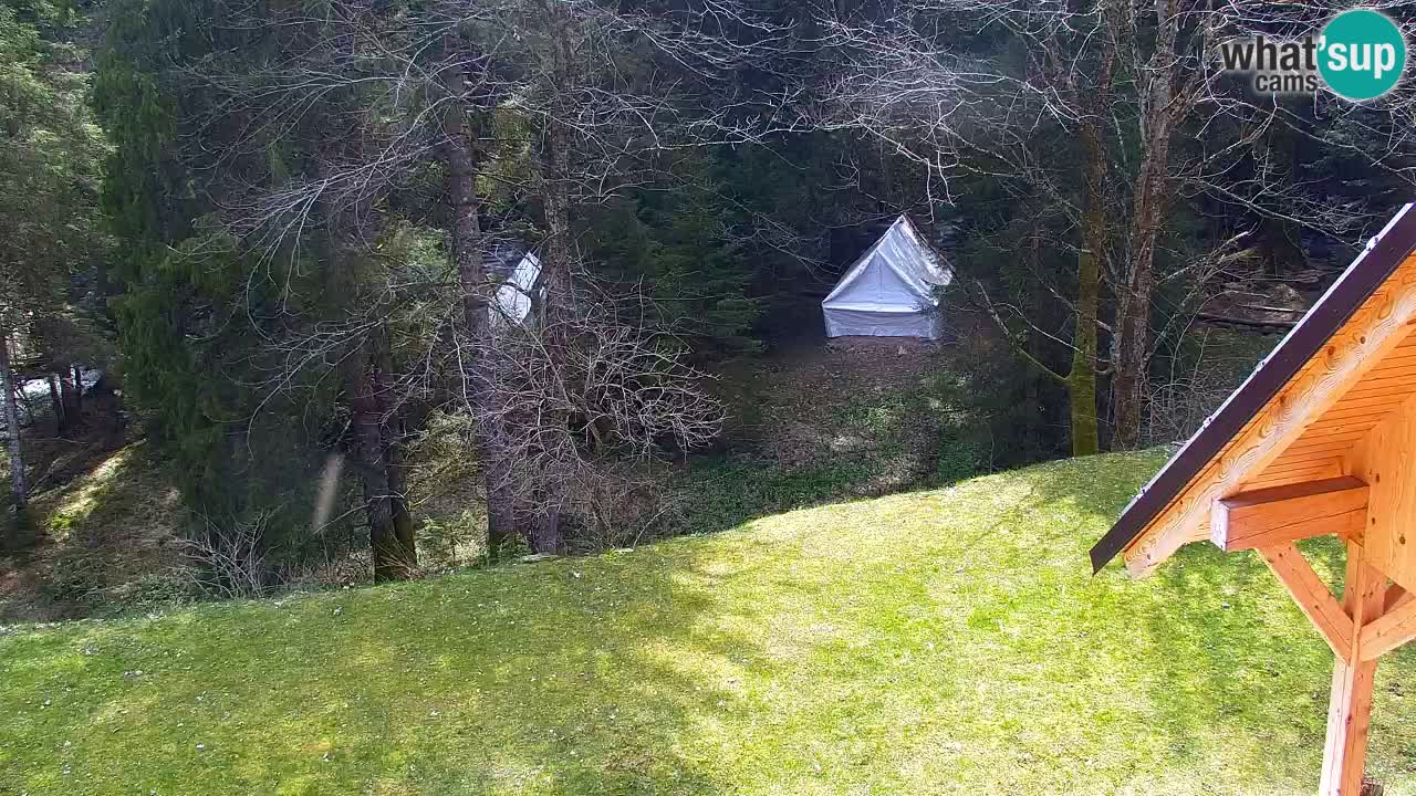 Webcam Lukanja – Pohorje houses a Water village