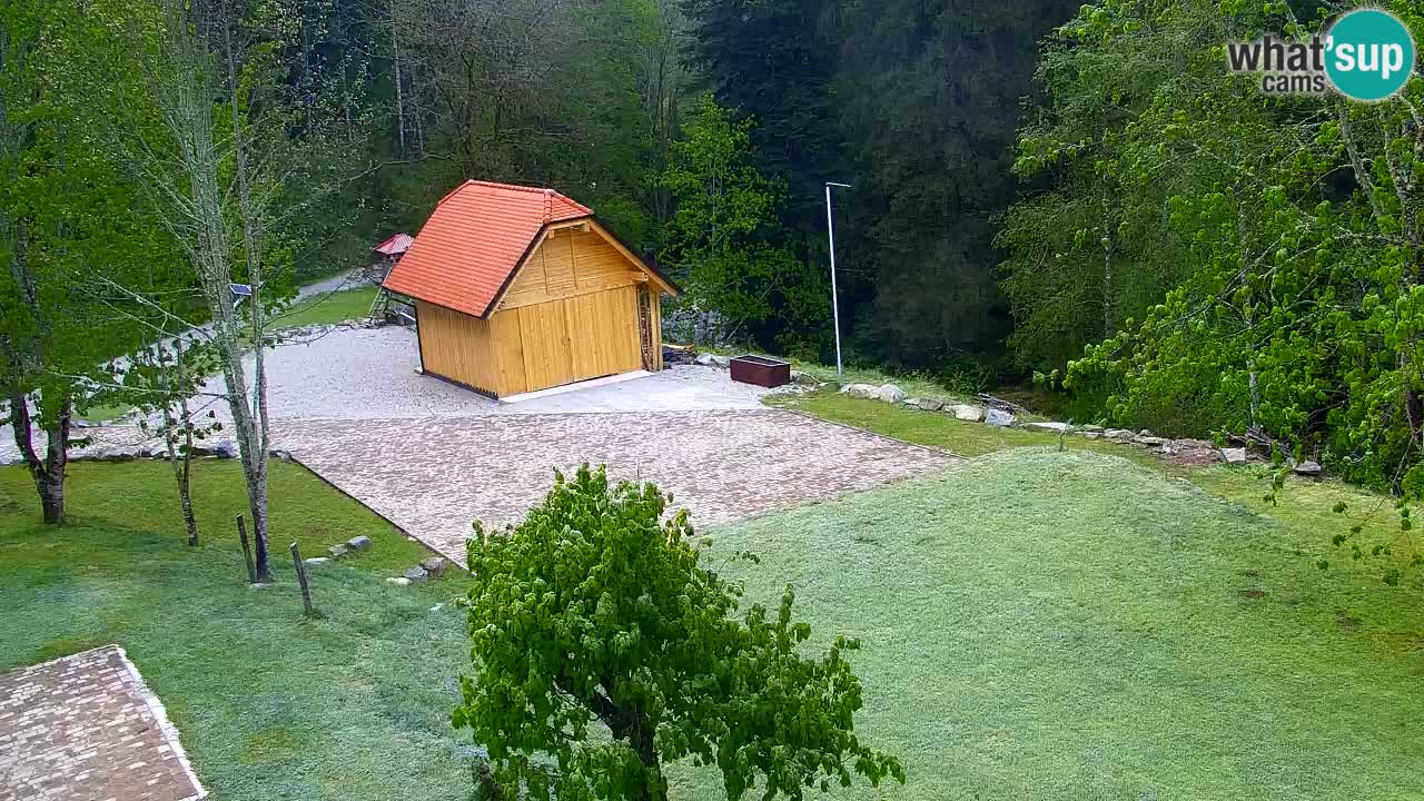 Webcam Lukanja – Pohorje houses a Water village