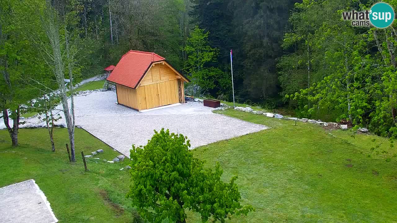 Webcam Lukanja – Pohorje houses a Water village