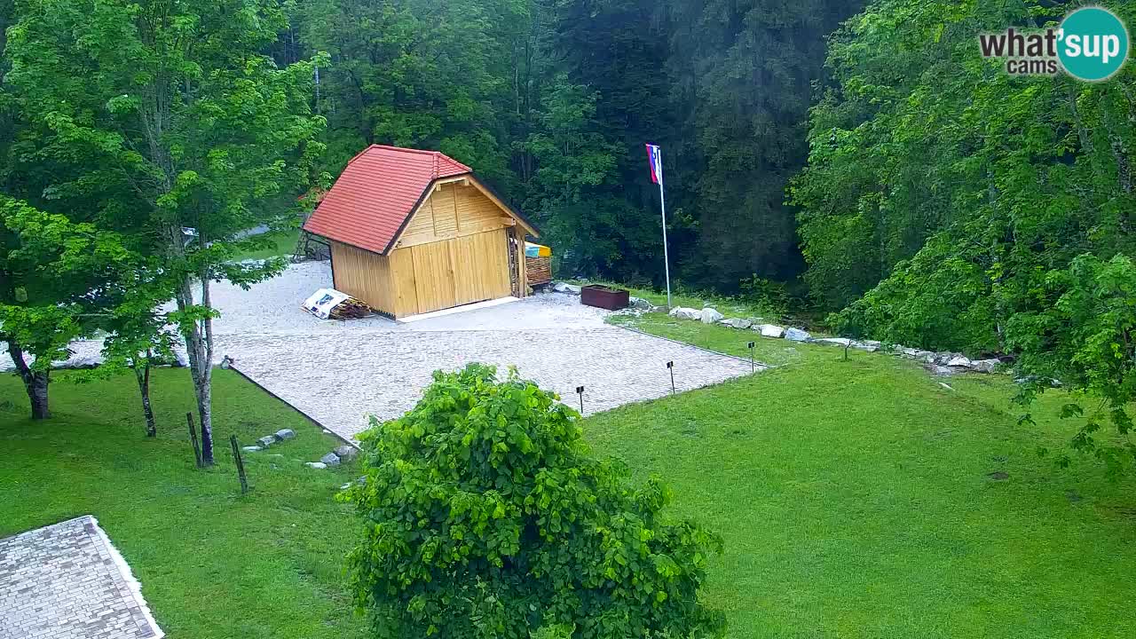 Webcam Lukanja – Pohorje houses a Water village
