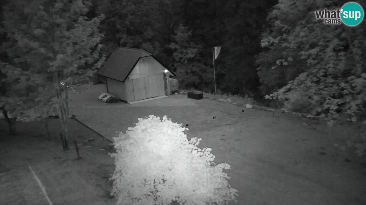 Webcam Lukanja – Pohorje houses a Water village