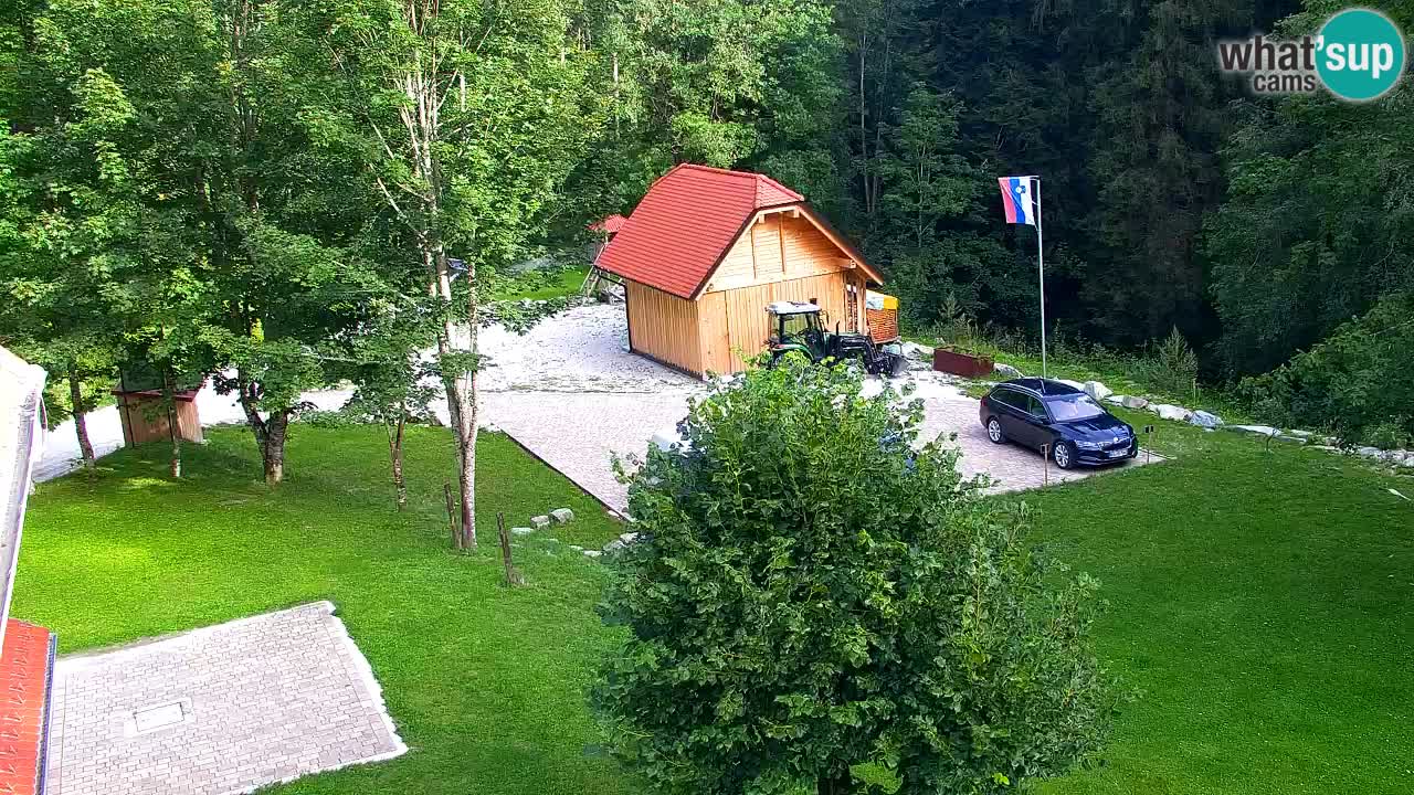 Spletna kamera Lukanja – Water Village | Pohorje Houses