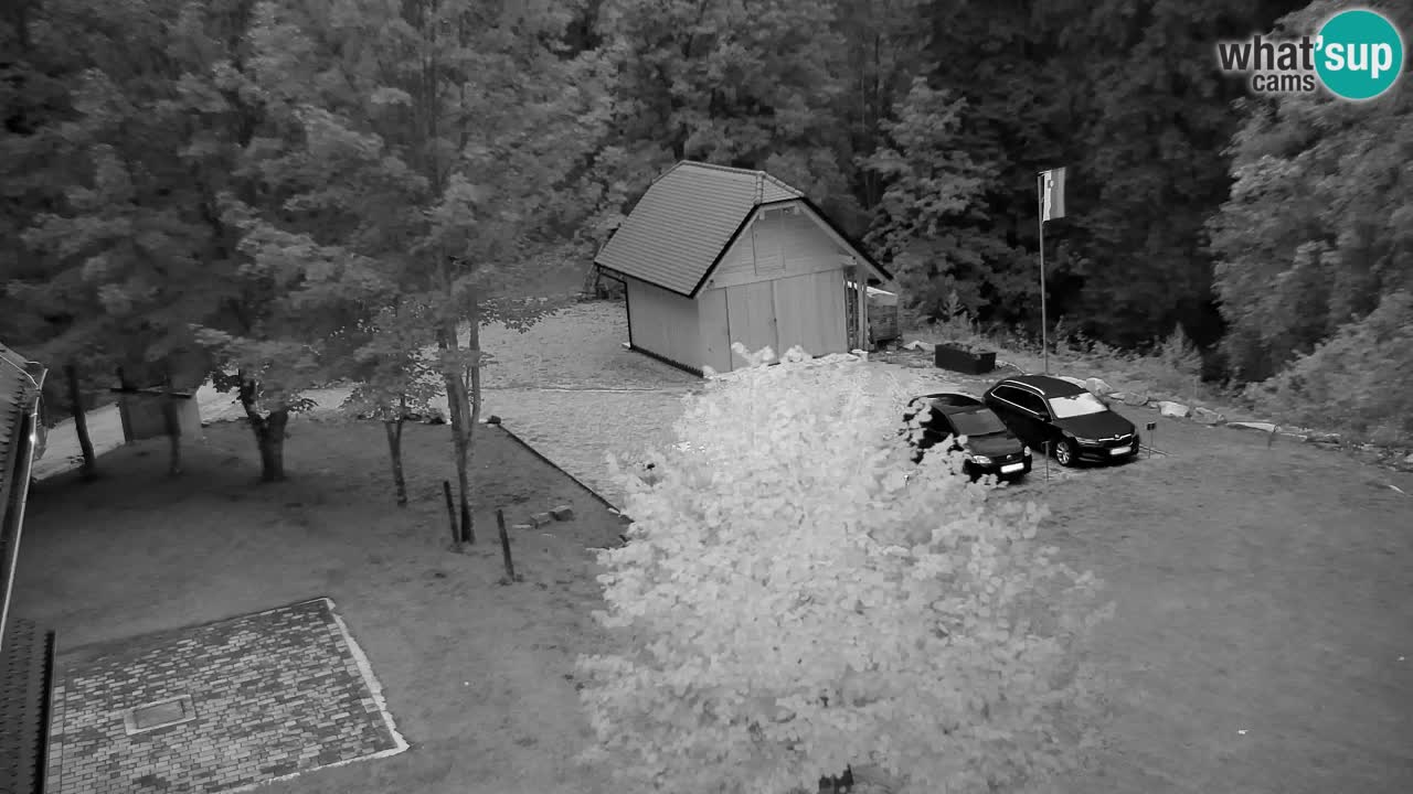 Webcam Lukanja – Pohorje houses a Water village