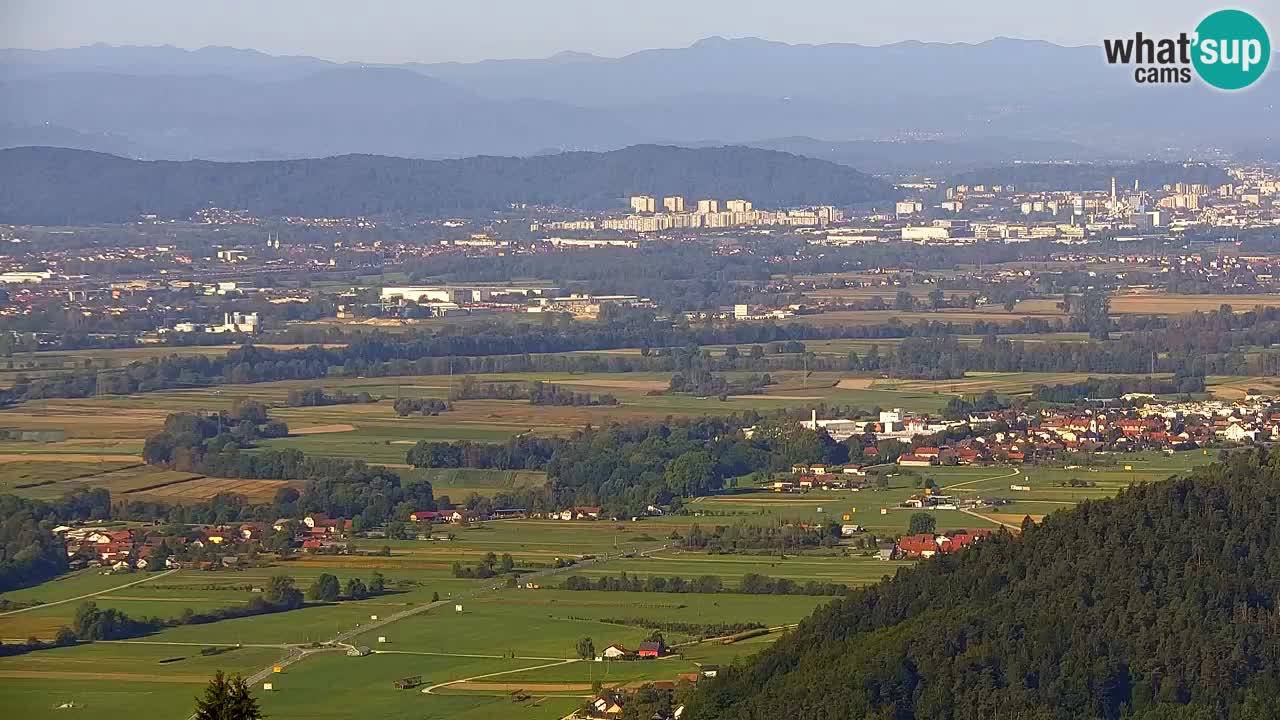 Web kamera Dol pri Ljubljani – Panoramski pogled s Vrha pri Dolskem