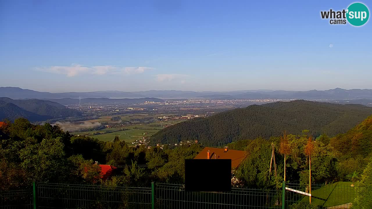 Web kamera Dol pri Ljubljani – Panoramski pogled s Vrha pri Dolskem