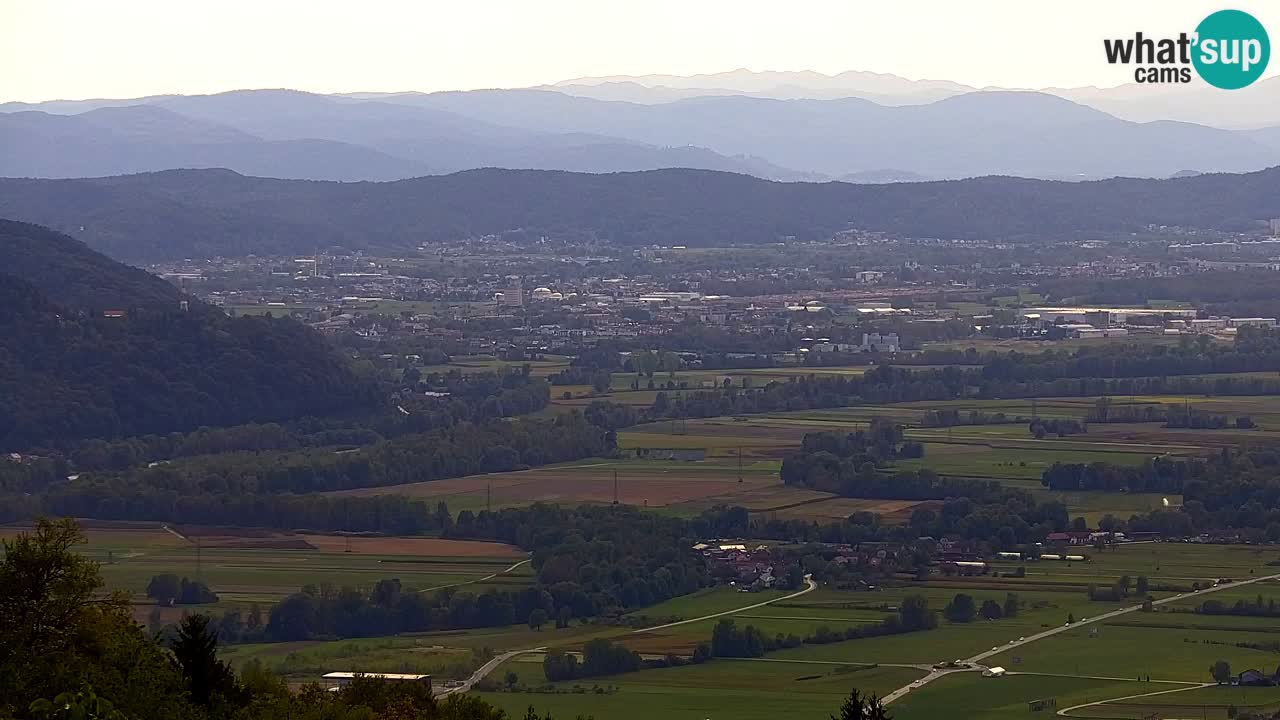 Spletna kamera Dol pri Ljubljani – Panorama z Vrha pri Dolskem