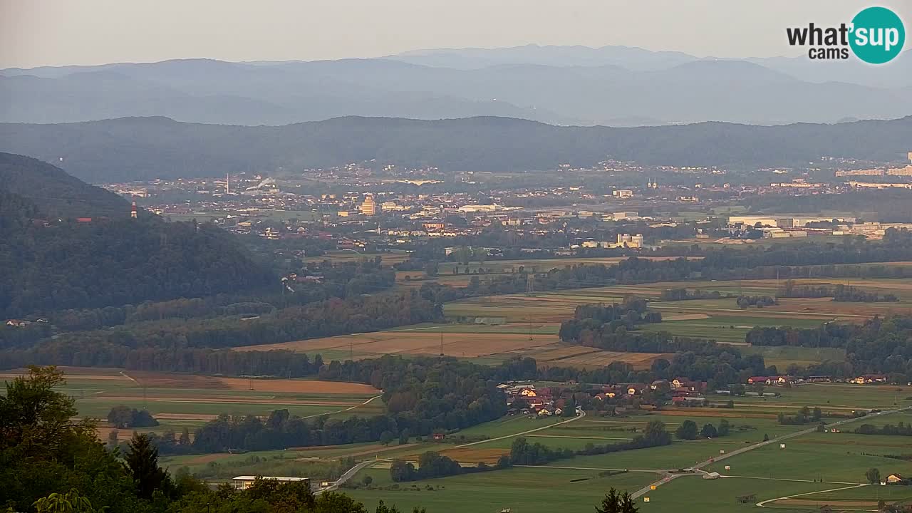 Web kamera Dol pri Ljubljani – Panoramski pogled s Vrha pri Dolskem