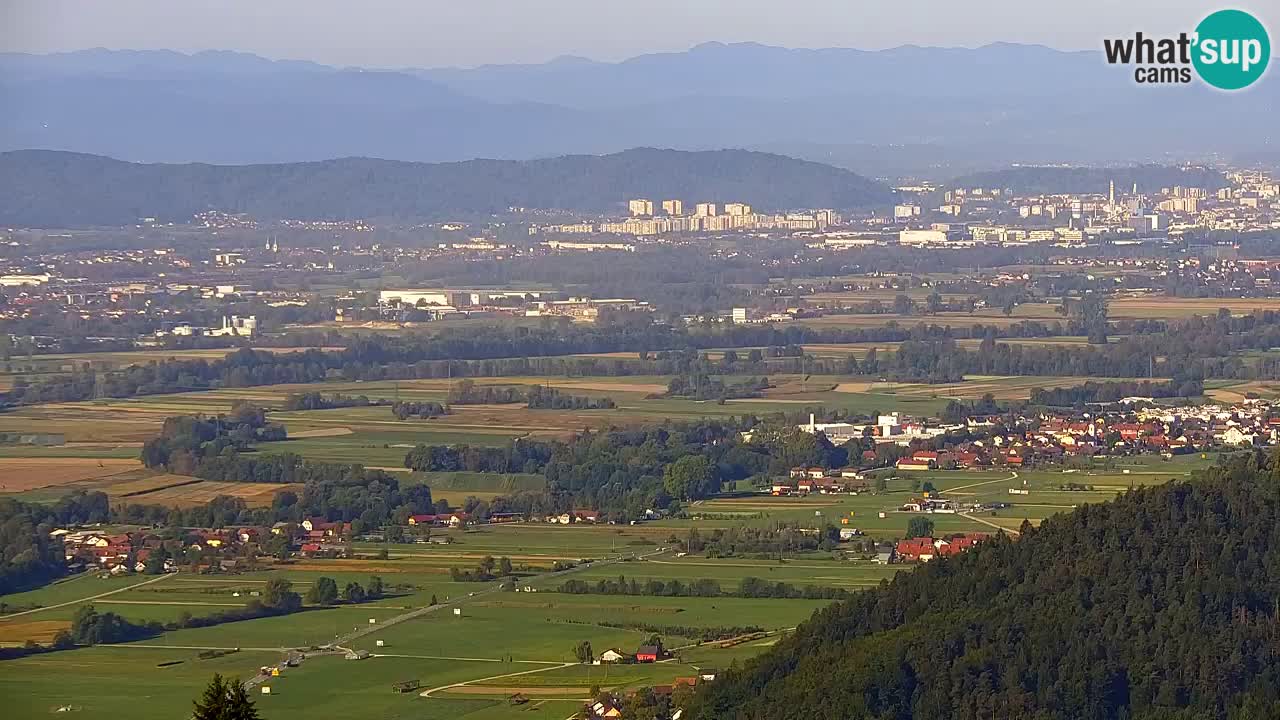 Web kamera Dol pri Ljubljani – Panoramski pogled s Vrha pri Dolskem