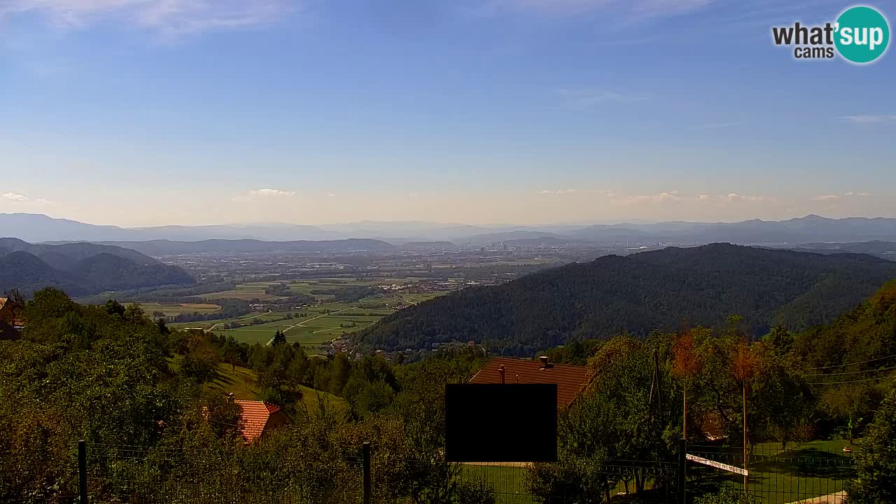 Spletna kamera Dol pri Ljubljani – Panorama z Vrha pri Dolskem