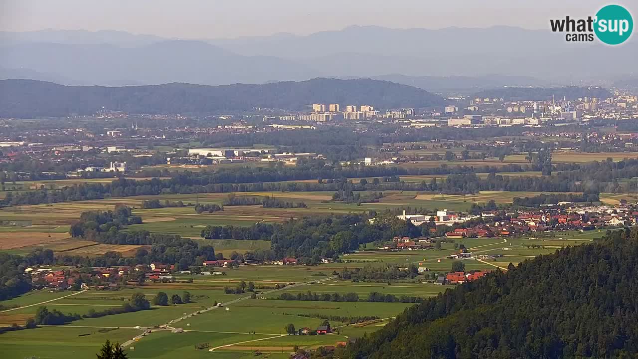 Spletna kamera Dol pri Ljubljani – Panorama z Vrha pri Dolskem