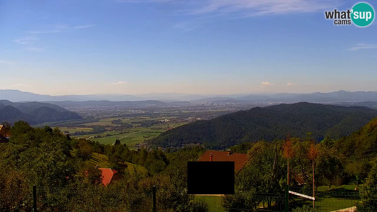 Spletna kamera Dol pri Ljubljani – Panorama z Vrha pri Dolskem