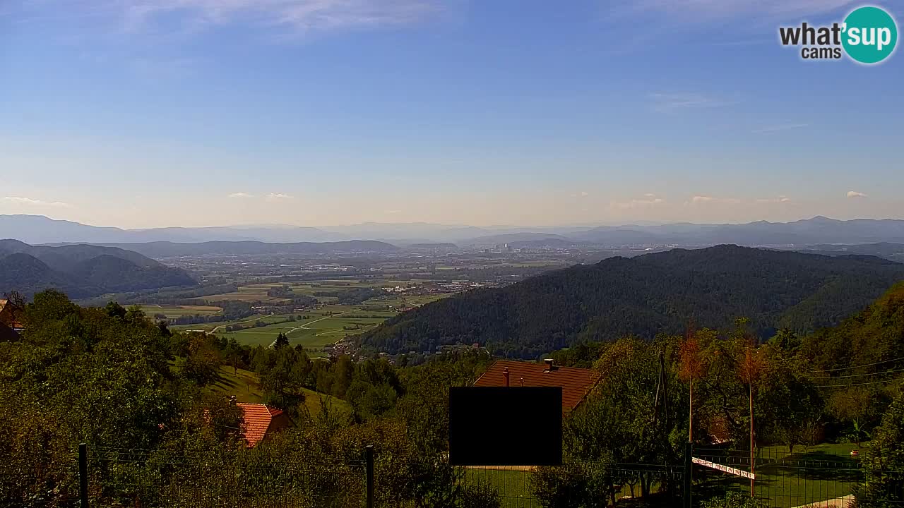 Spletna kamera Dol pri Ljubljani – Panorama z Vrha pri Dolskem