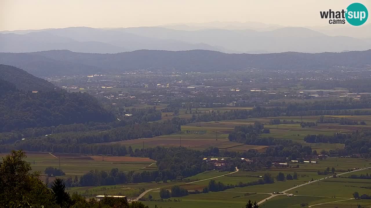 Spletna kamera Dol pri Ljubljani – Panorama z Vrha pri Dolskem