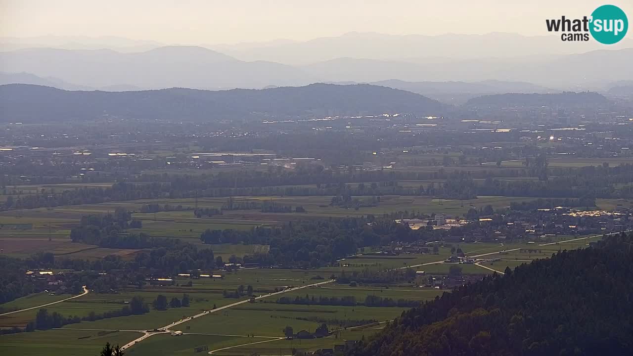 Web kamera Dol pri Ljubljani – Panoramski pogled s Vrha pri Dolskem