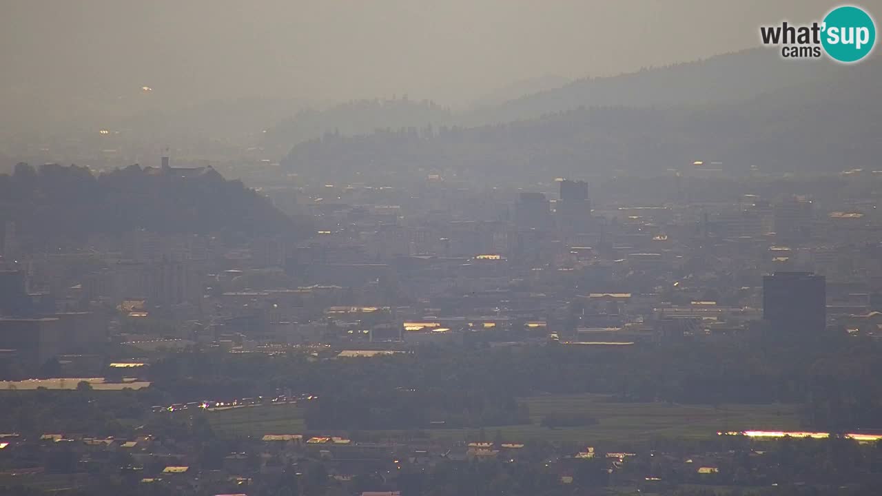 Web kamera Dol pri Ljubljani – Panoramski pogled s Vrha pri Dolskem