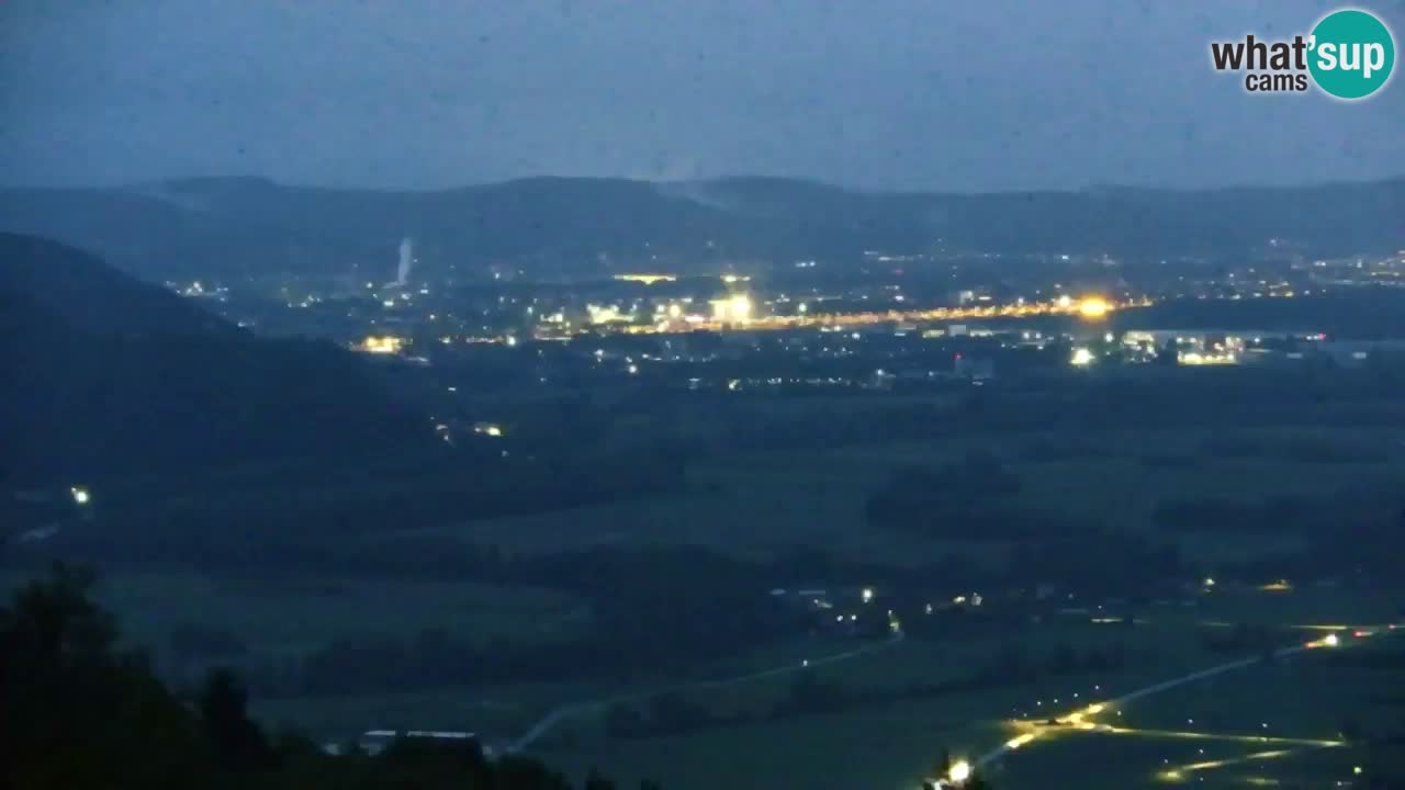 Spletna kamera Dol pri Ljubljani – Panorama z Vrha pri Dolskem